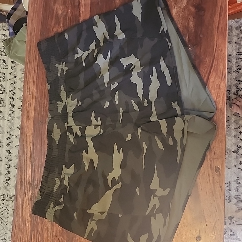Marika Camo Running Shorts size XL - Picture 2 of 7
